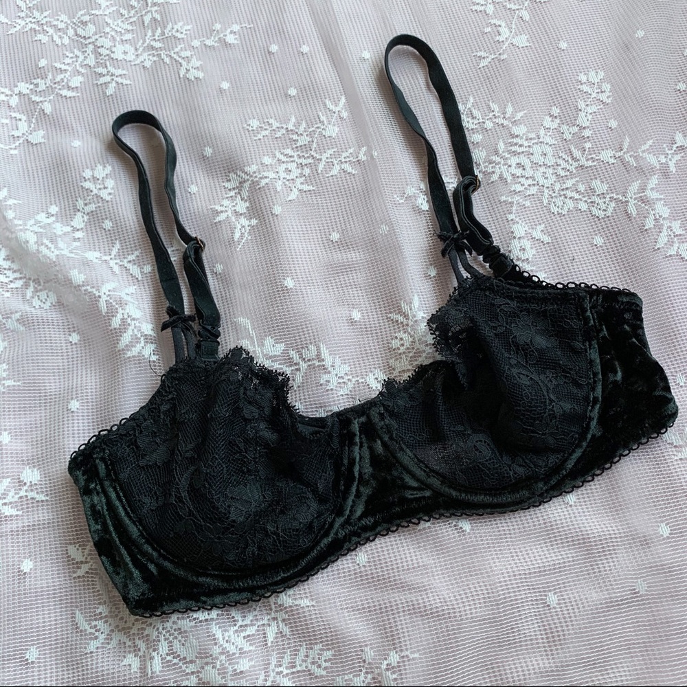 VS velvet bra